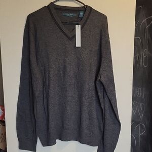 NEW- Perry Ellis Charcoal V-Neck Sweater, Size XL
